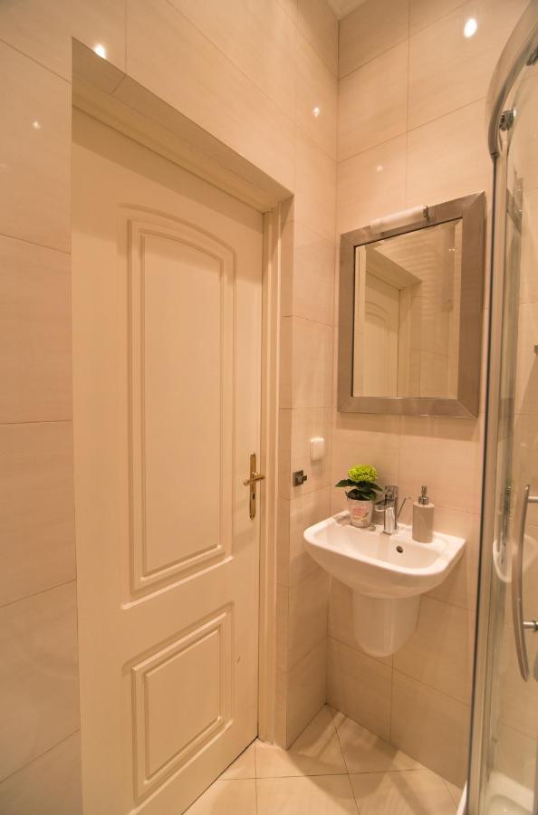 Charme De Varsovie Apartment Exterior photo